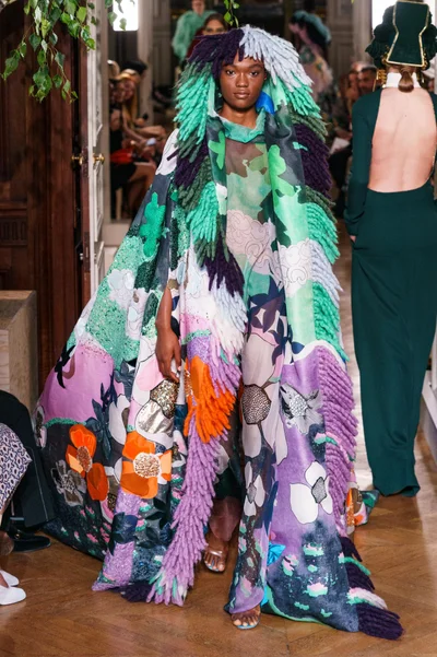 Look 15